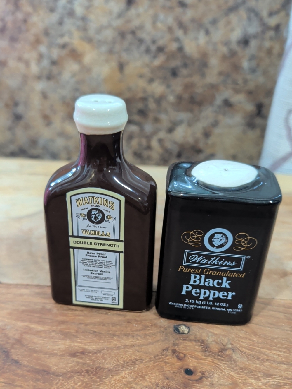 Watkins Ceramic Spice Bottles Set - Brown and Cream